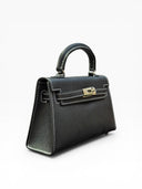 Kelia S Black & White Line